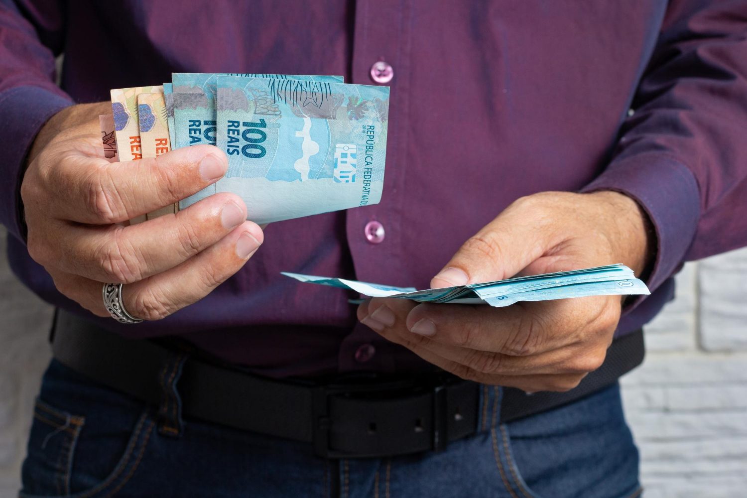 Salário mínimo de 2027 pode chegar a R$ 1.741; veja o que muda