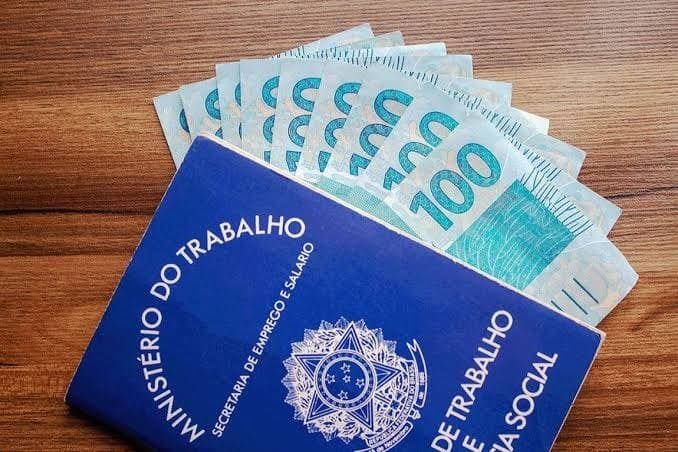 Trabalhador é obrigado a dar expediente no feriado?