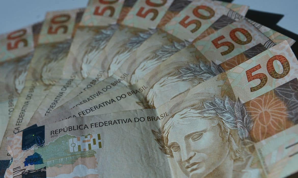 Contribuintes do INSS com dívidas podem negociá-las com a União