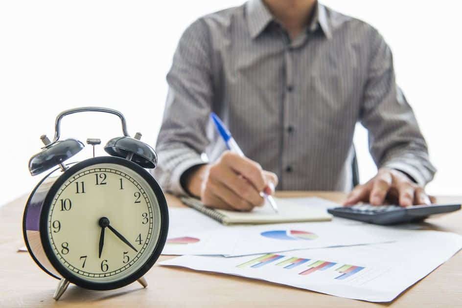 CLT: Qual a carga horária máxima para a jornada de trabalho?