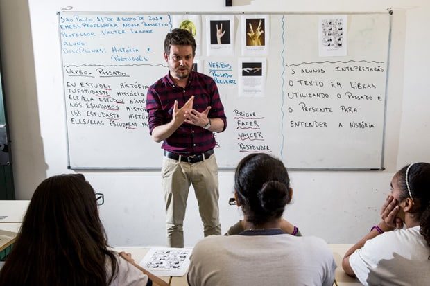 História: confira dicas para começar a carreira como professor