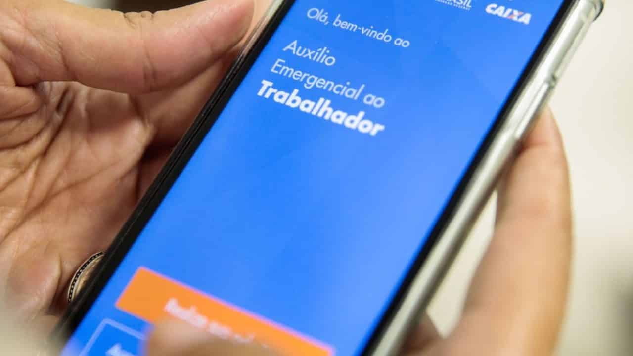 Auxílio emergencial: veja quais são os próximos grupos com saque liberado