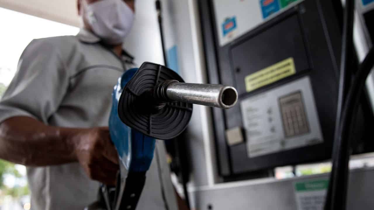 Gasolina e etanol devem aumentar a partir de março