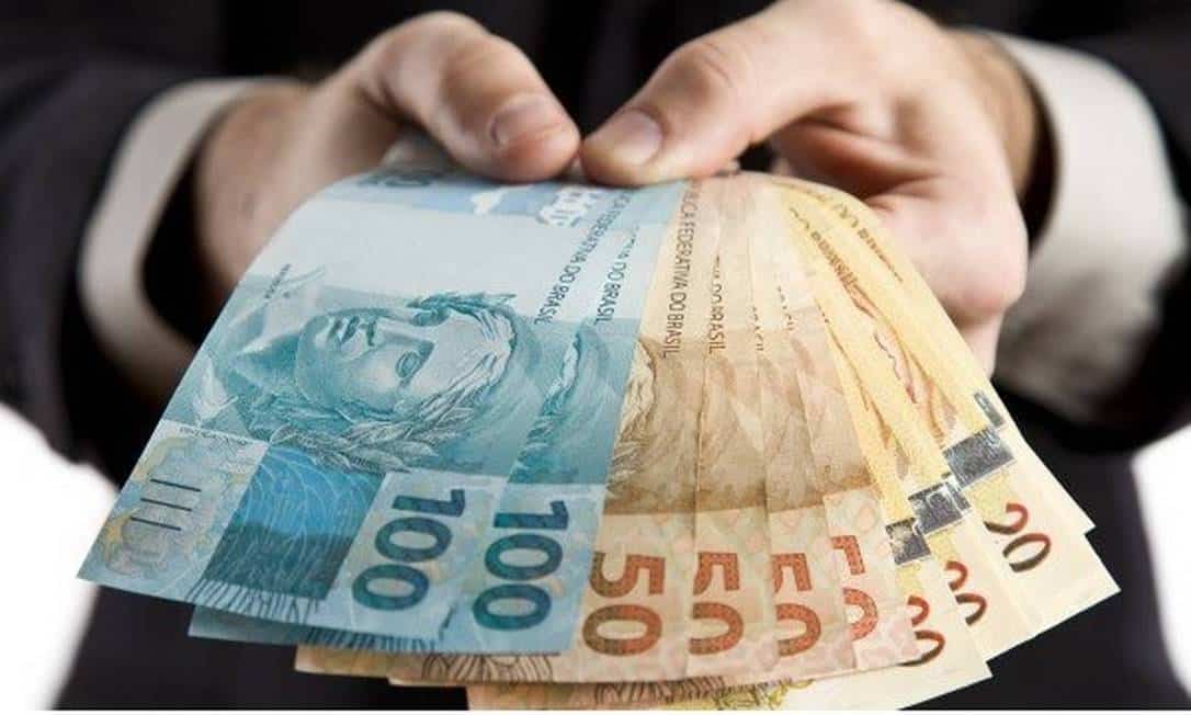 Governo libera abono do PIS/Pasep para nascidos em março e abril