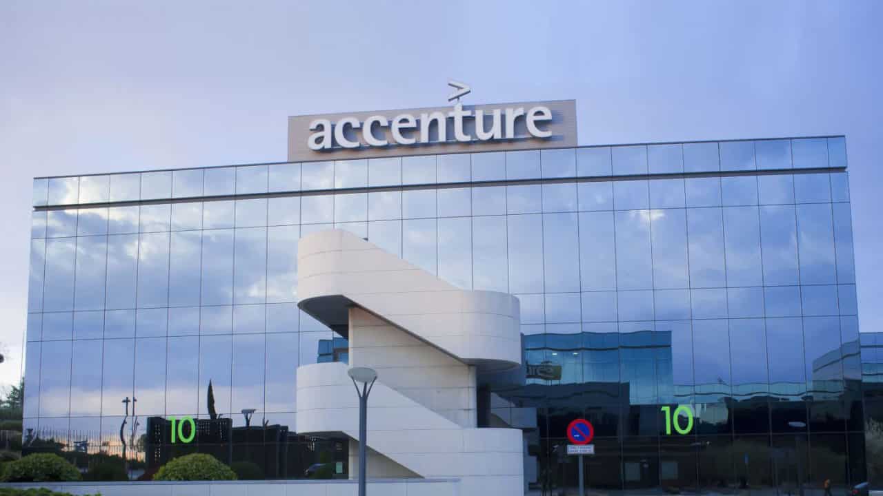 Accenture Brasil está com 500 vagas de emprego abertas para tecnologia e marketing