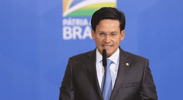 Brasileiro que conseguir emprego não perde o Auxílio Brasil!