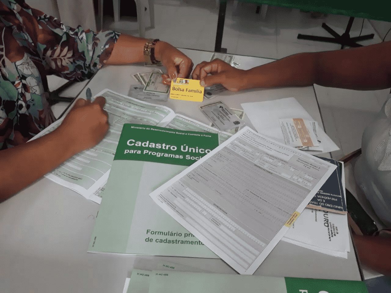 É possível se inscrever no Cadastro Único pela internet?