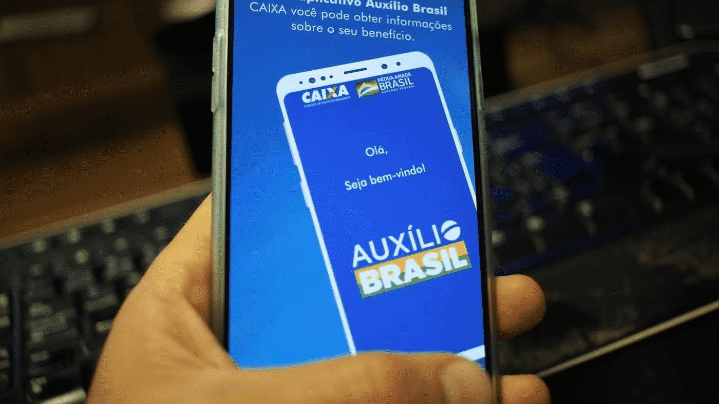 Auxílio Brasil: governo divulga calendário de bloqueio para quem está fora das regras