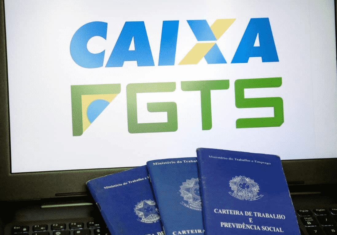 Quem está no exterior pode retirar o FGTS?