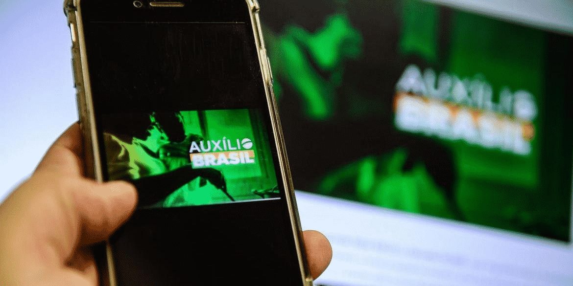 Veja quem recebe Auxílio Brasil de R$ 400 nesta semana!