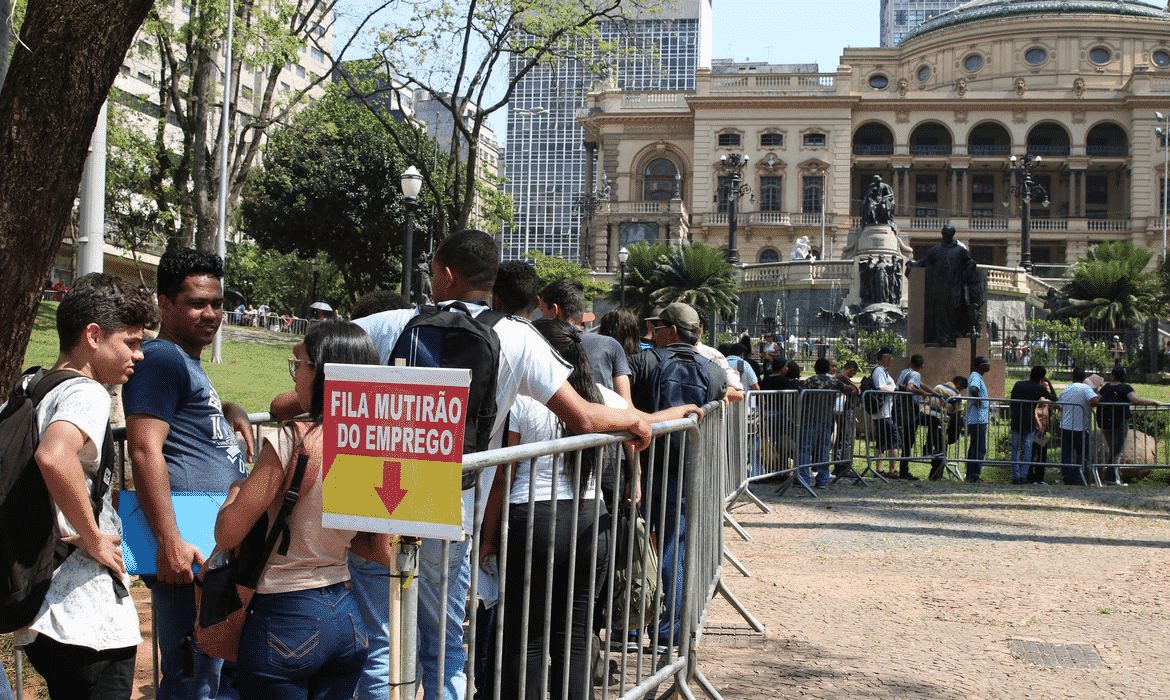 Emprego temporário perde o Auxílio Brasil ou Bolsa Família?