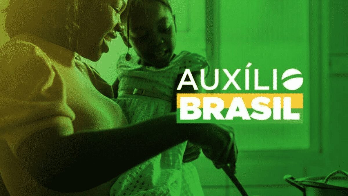 Auxílio Brasil: veja quem recebe nesta sexta-feira (18)