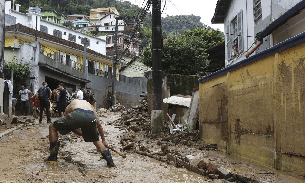 INSS antecipa benefícios para pessoas em cidades em estado de calamidade pública