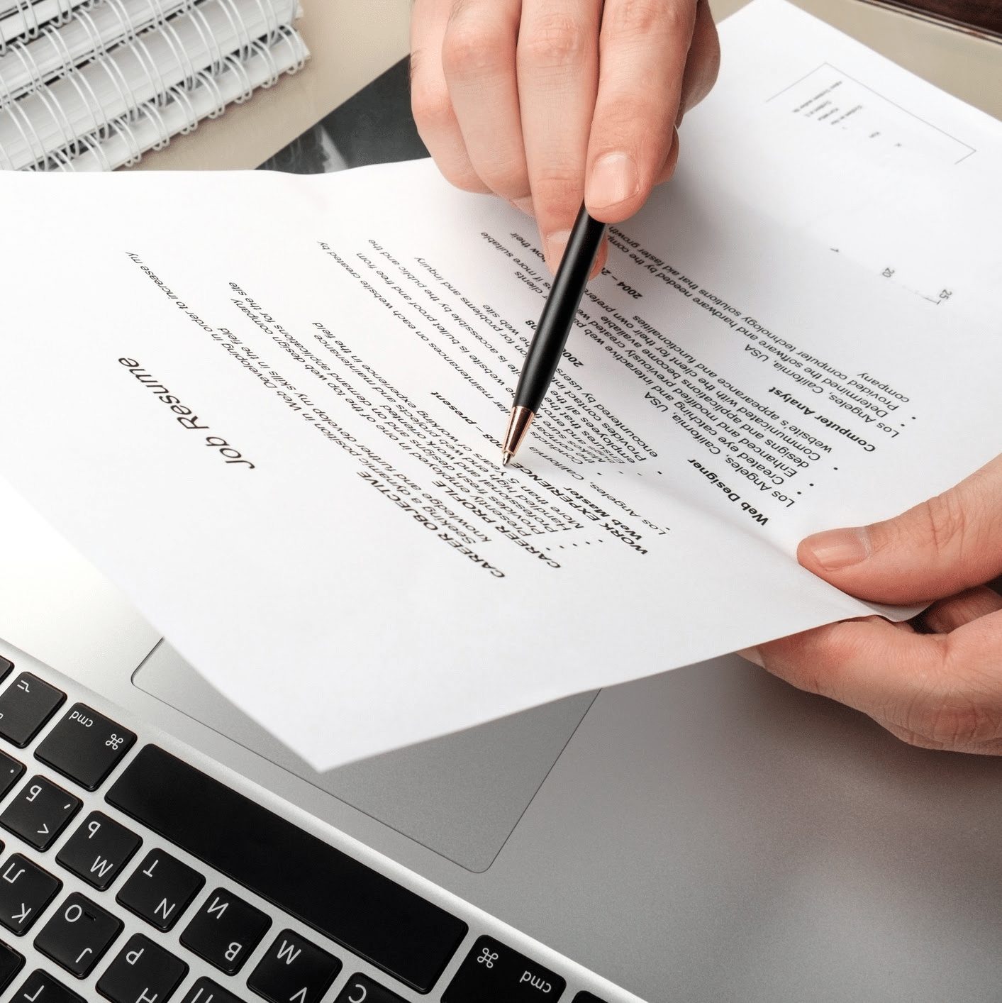 Como montar um currículo para chamar a atenção dos recrutadores?