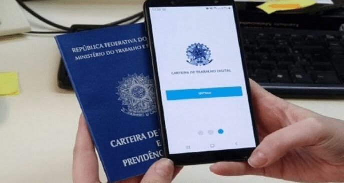 Azul, companhia aérea, está com vagas de emprego e menor aprendiz