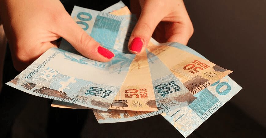 SP poderá ter alteração no valor do salário mínimo