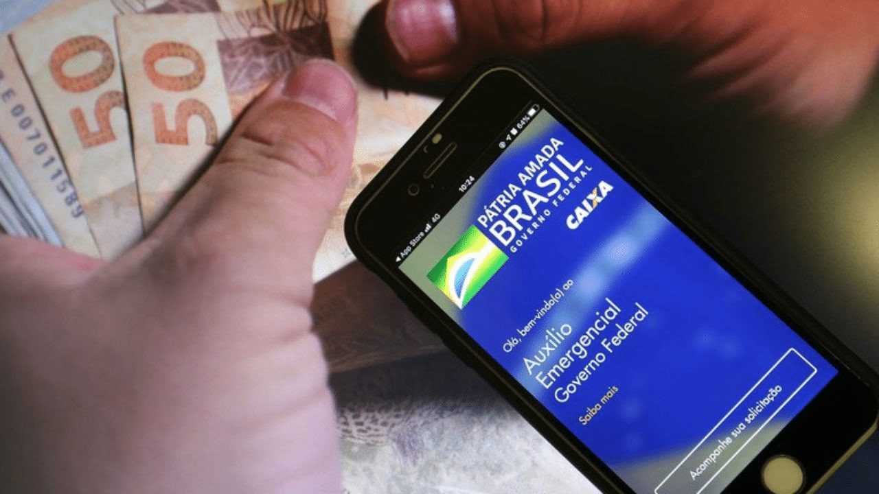 Auxílio Brasil vai pagar R$ 1200 por mês? Entenda nova proposta que pode te beneficiar