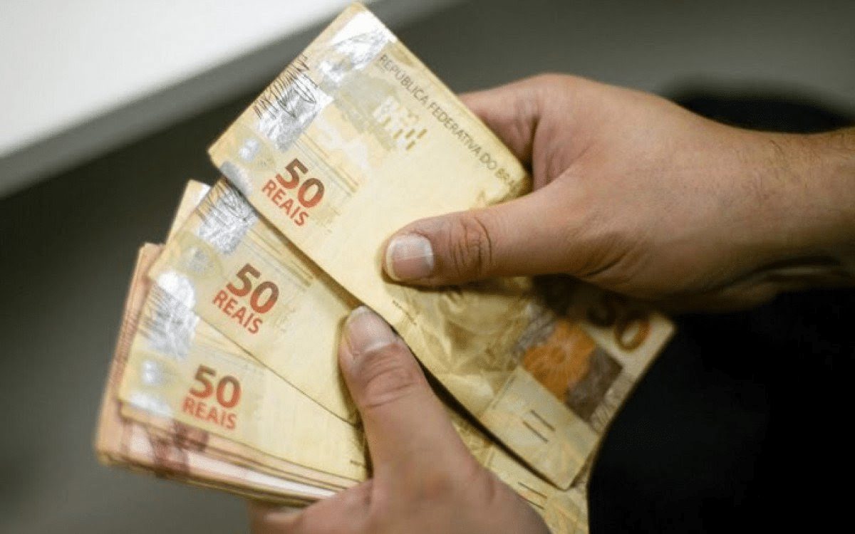 Segunda parcela do 13º do INSS para aposentados começa esse mês.