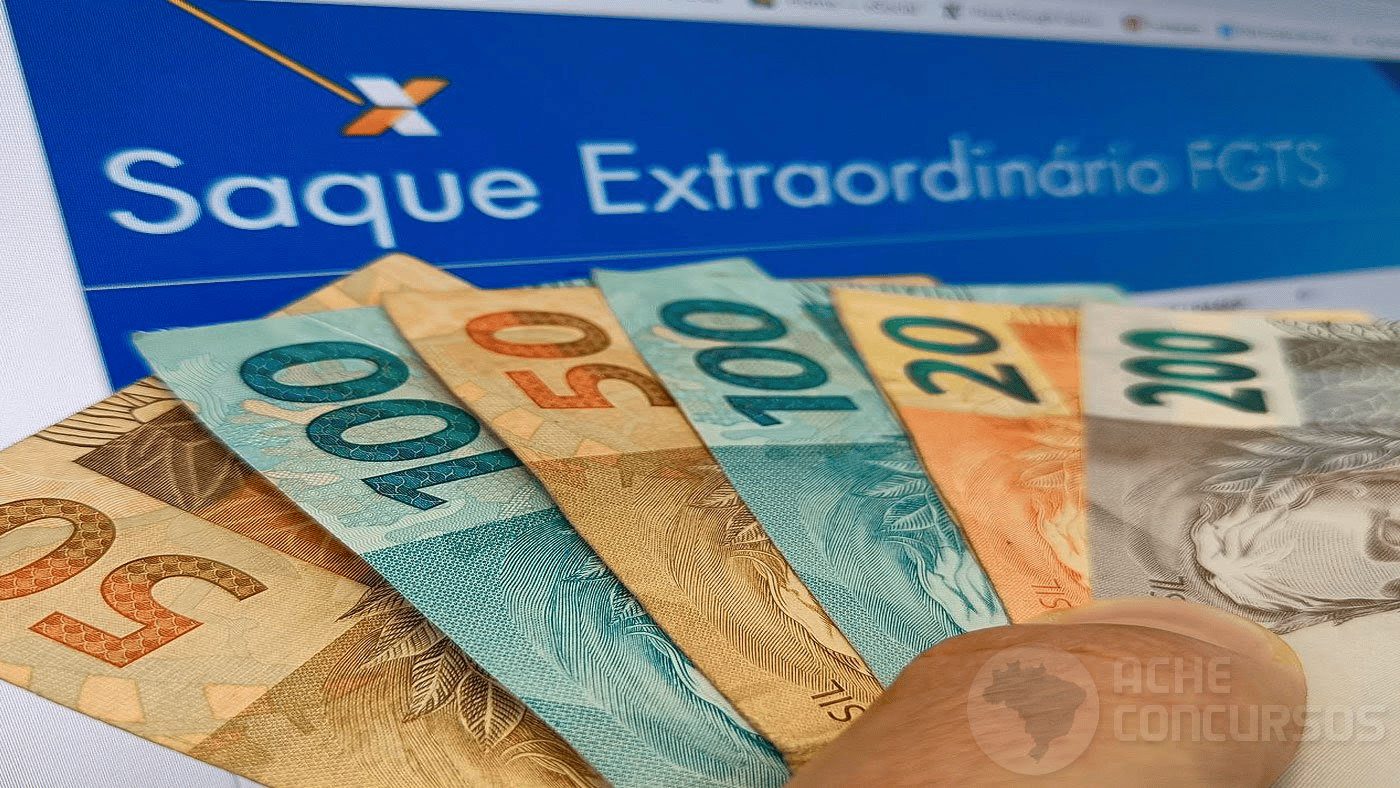 trabalhadores podem solicitar saque do FGTS de até R$ 6.220