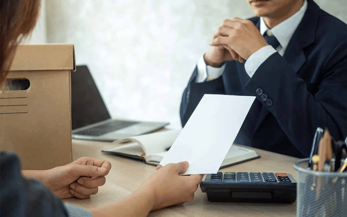 Quais os direitos trabalhistas de quem pede demissão?