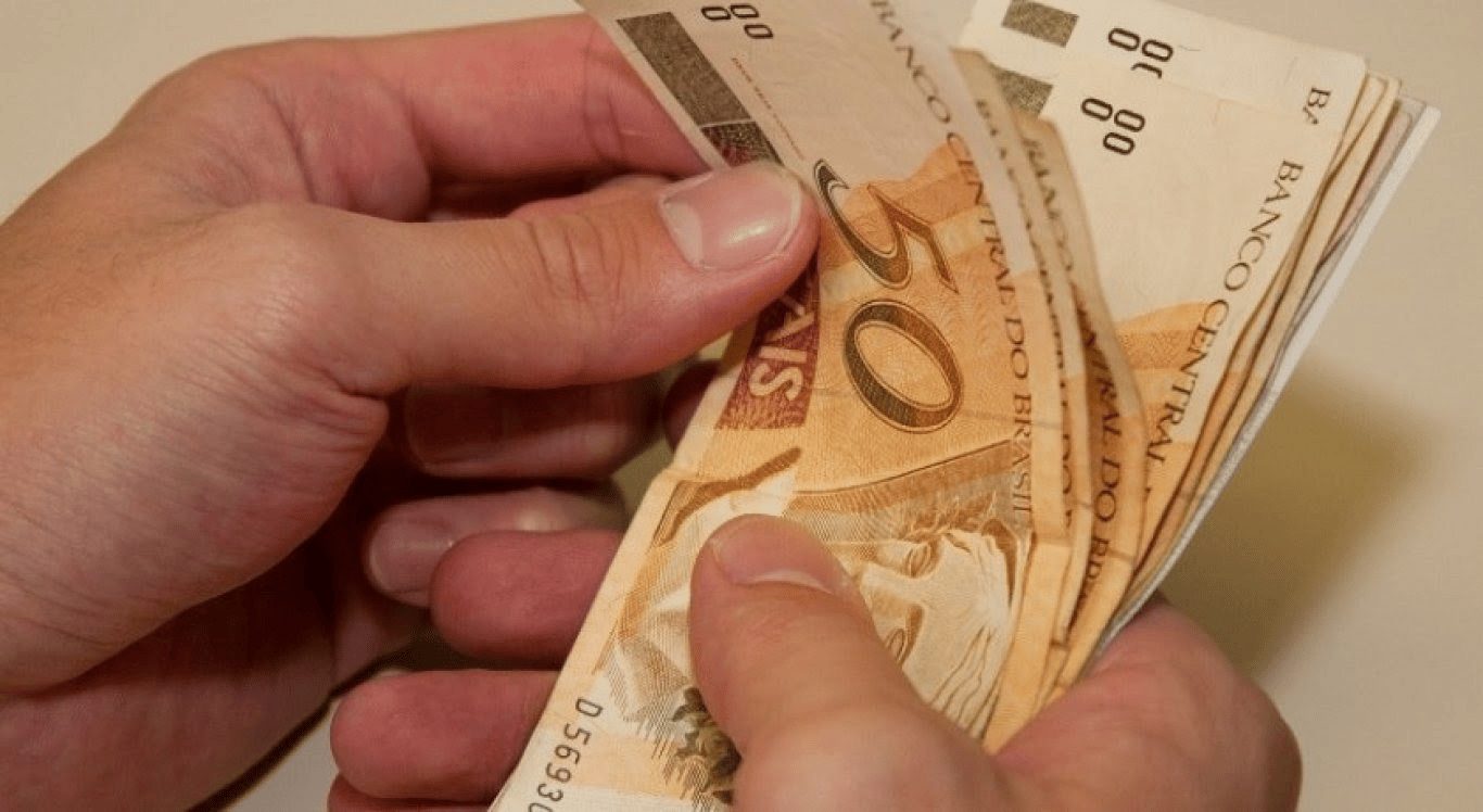 Trabalhadores ainda têm R$ 3 mil para receber do PIS/Pasep