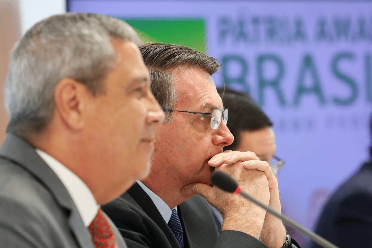 Aliados de Bolsonaro são aconselhados a citar Auxílio Brasil em eventos