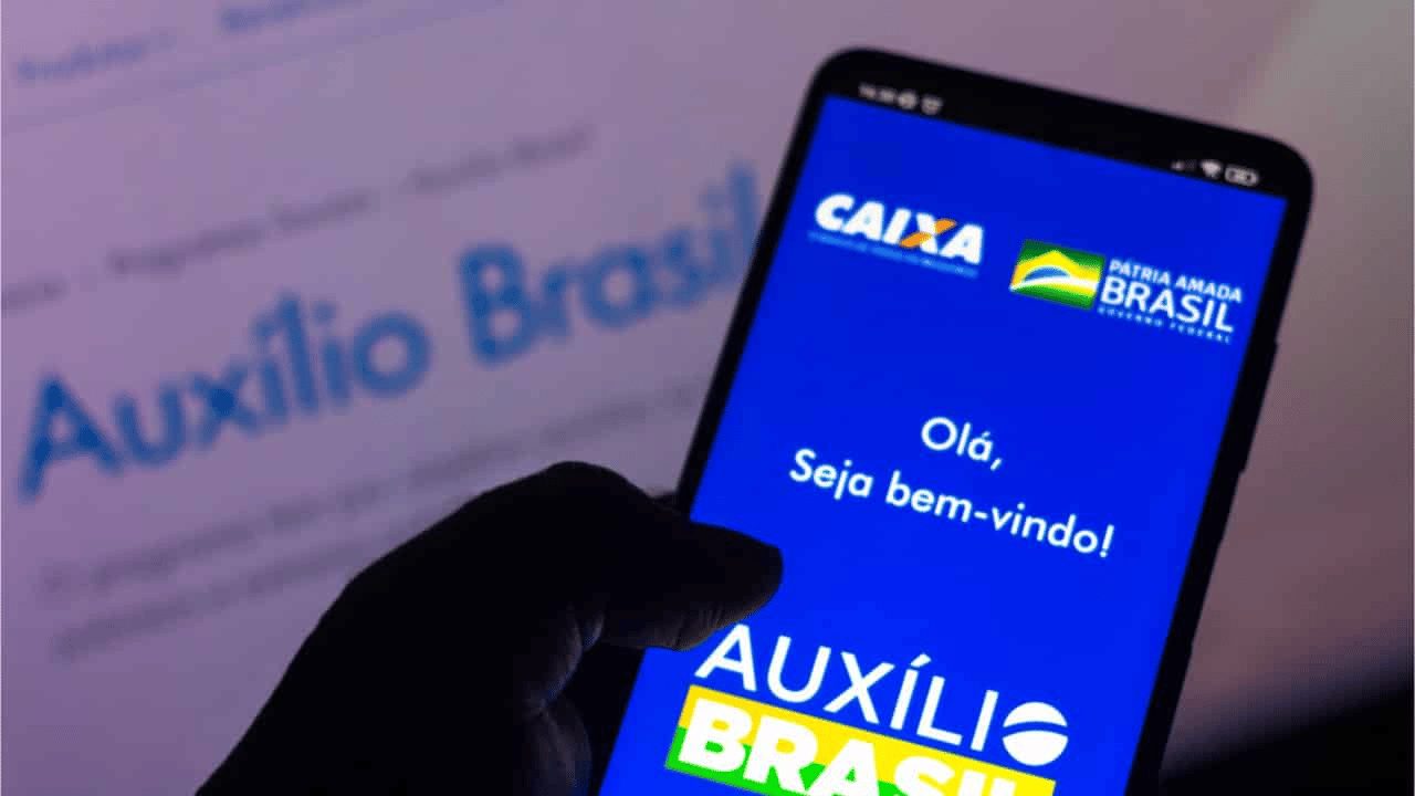Auxílio Brasil: preciso realizar novo cadastro para ganhar os R$ 600?