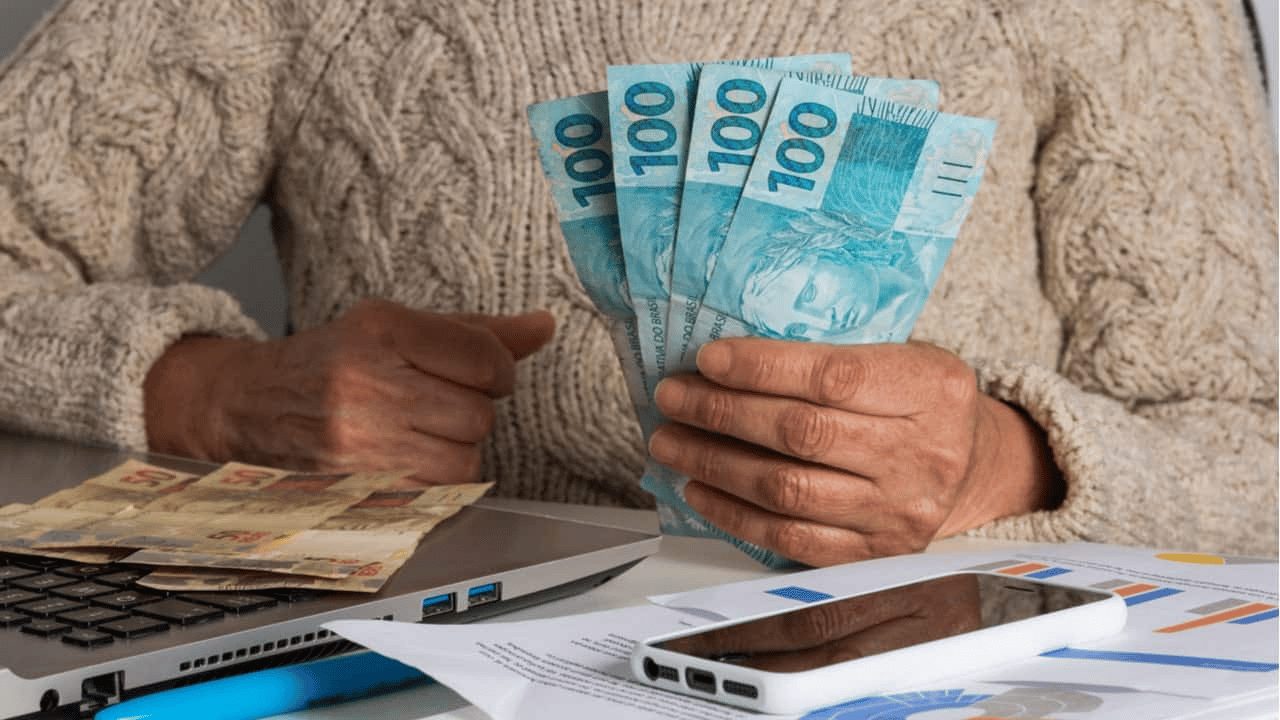 Consignado do INSS: teto de juros fica em 1,97%