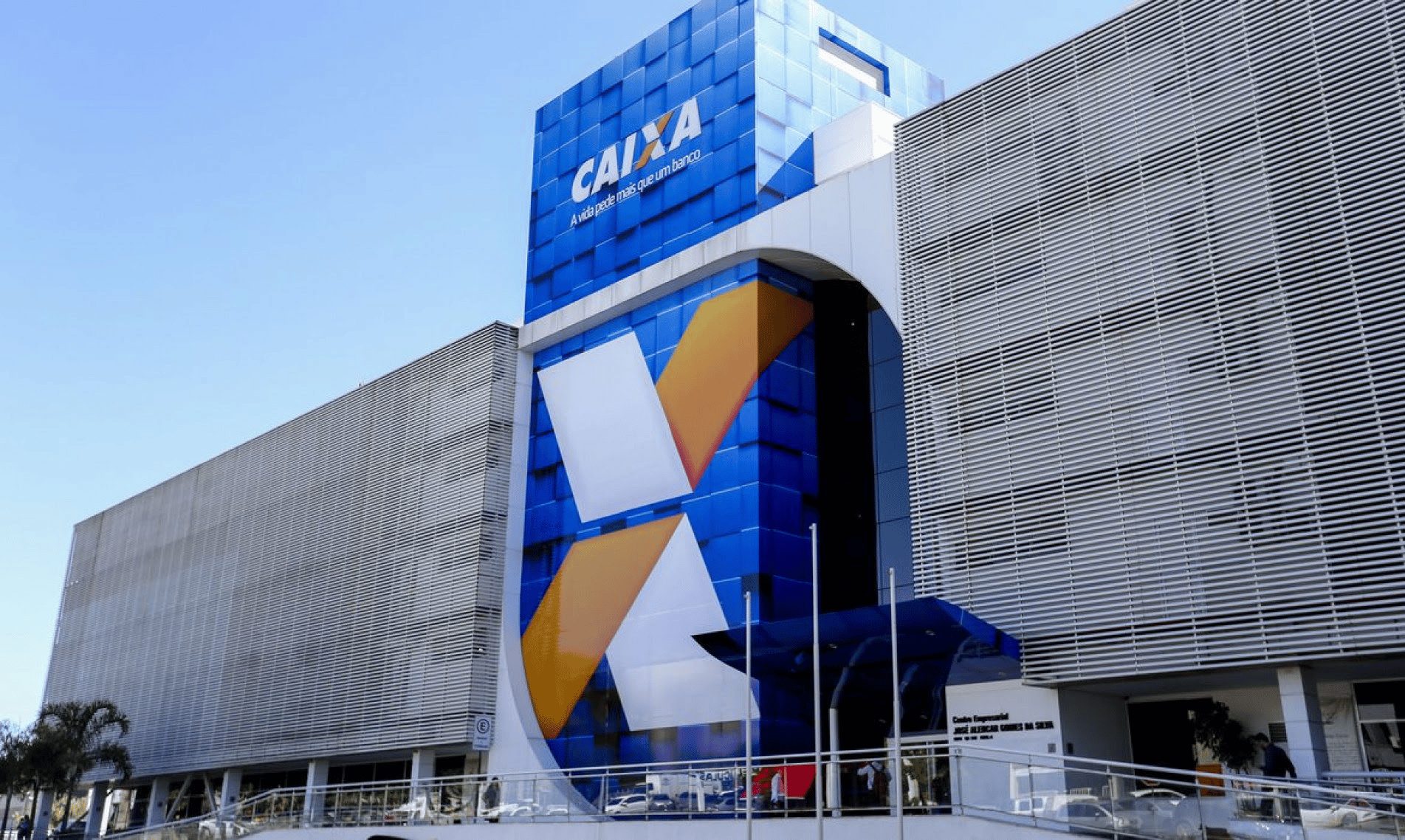 Consignado do Auxílio: Caixa promete oferecer juros mais baixos