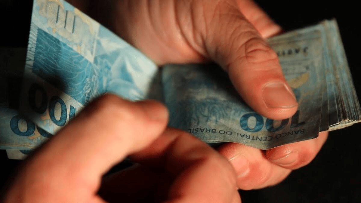 Consignado do Auxílio: organizações pedem adiamento da liberação