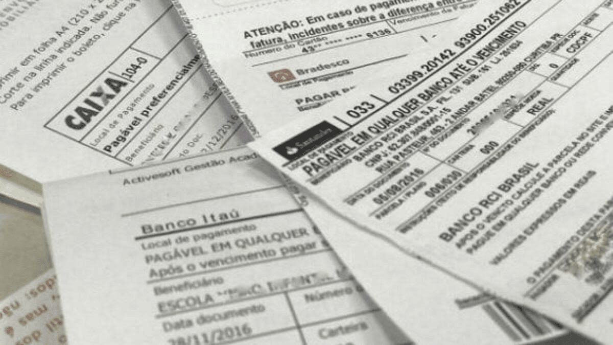 Auxílio Brasil: quatro em cada dez usuários estão inadimplentes