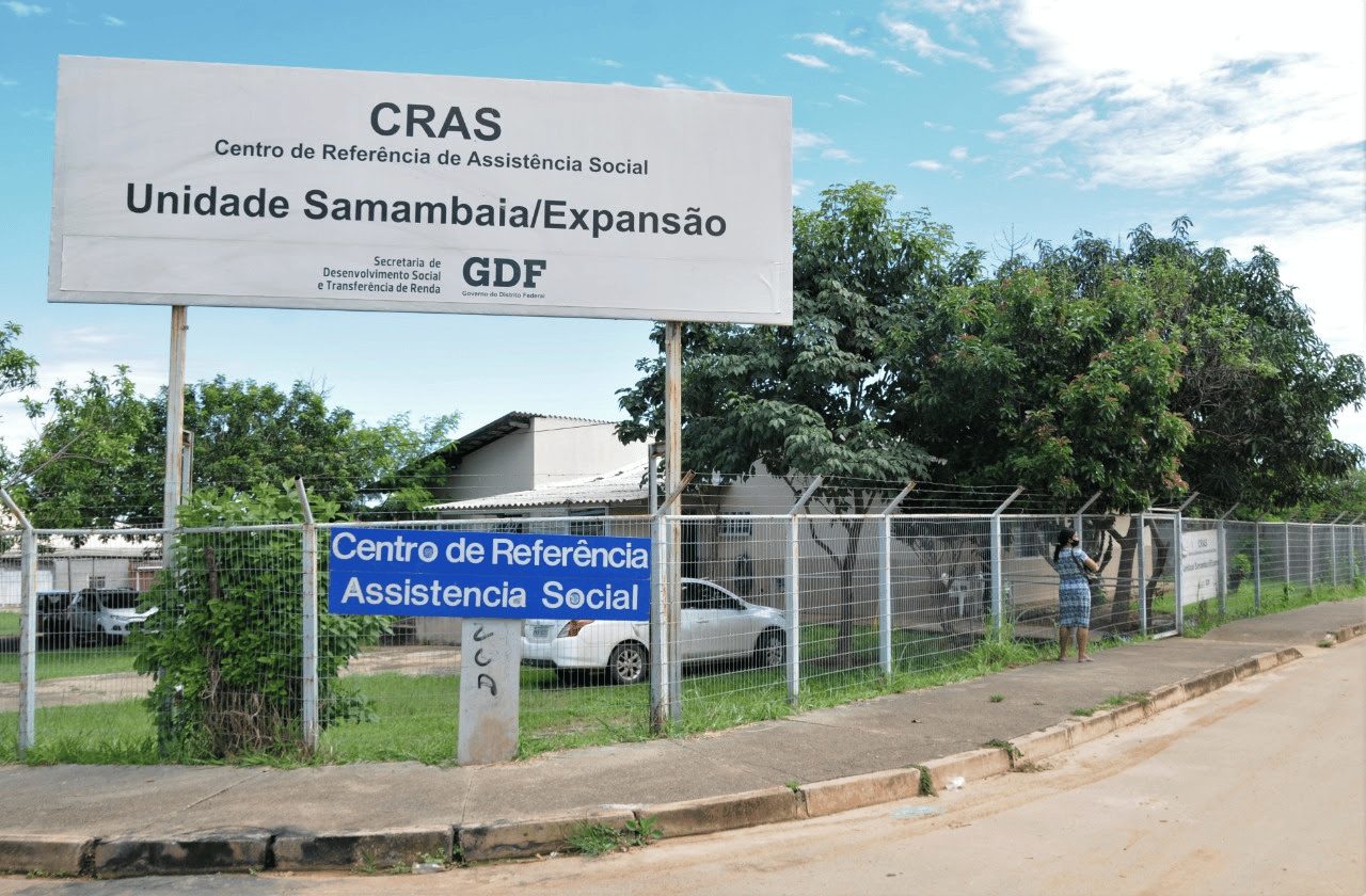 Mulher morre na fila por auxílio no Distrito Federal
