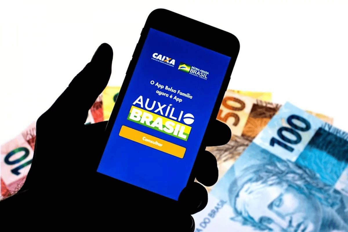Auxílio Brasil: envio de orçamento não impacta pagamentos deste ano