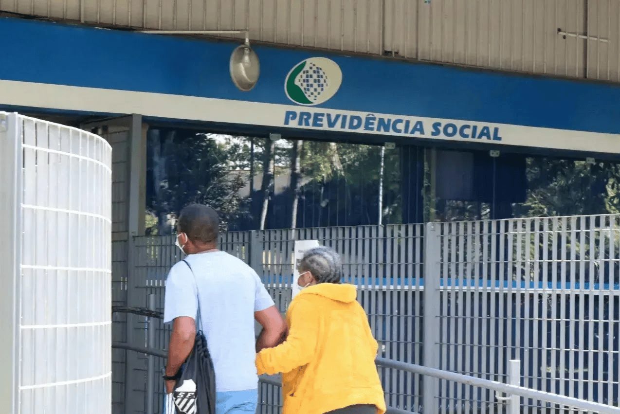 Sem carência do INSS: confira a lista de doenças que garantem a aposentadoria e ninguém conta
