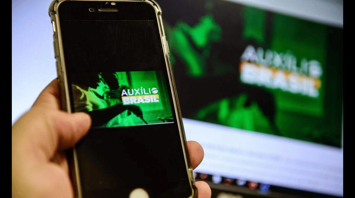 Auxílio Brasil: veja quem recebe nova rodada hoje