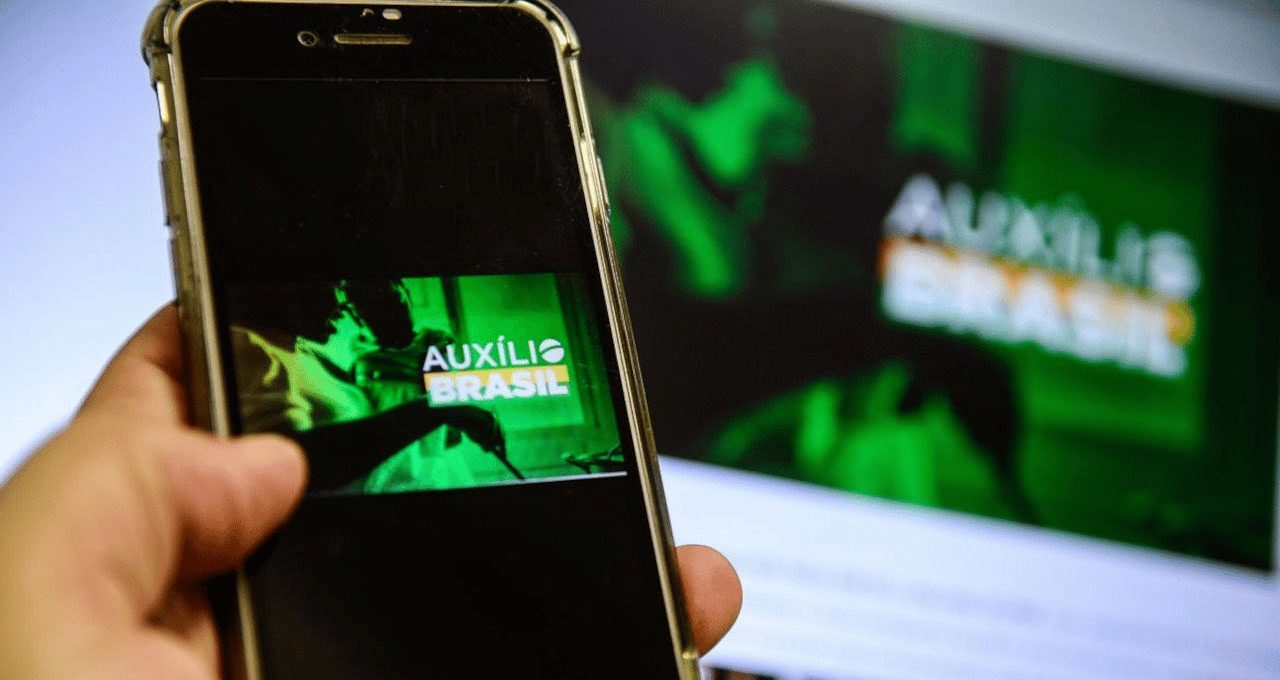 Em SP, cesta básica custa mais que o dobro do Auxílio Brasil
