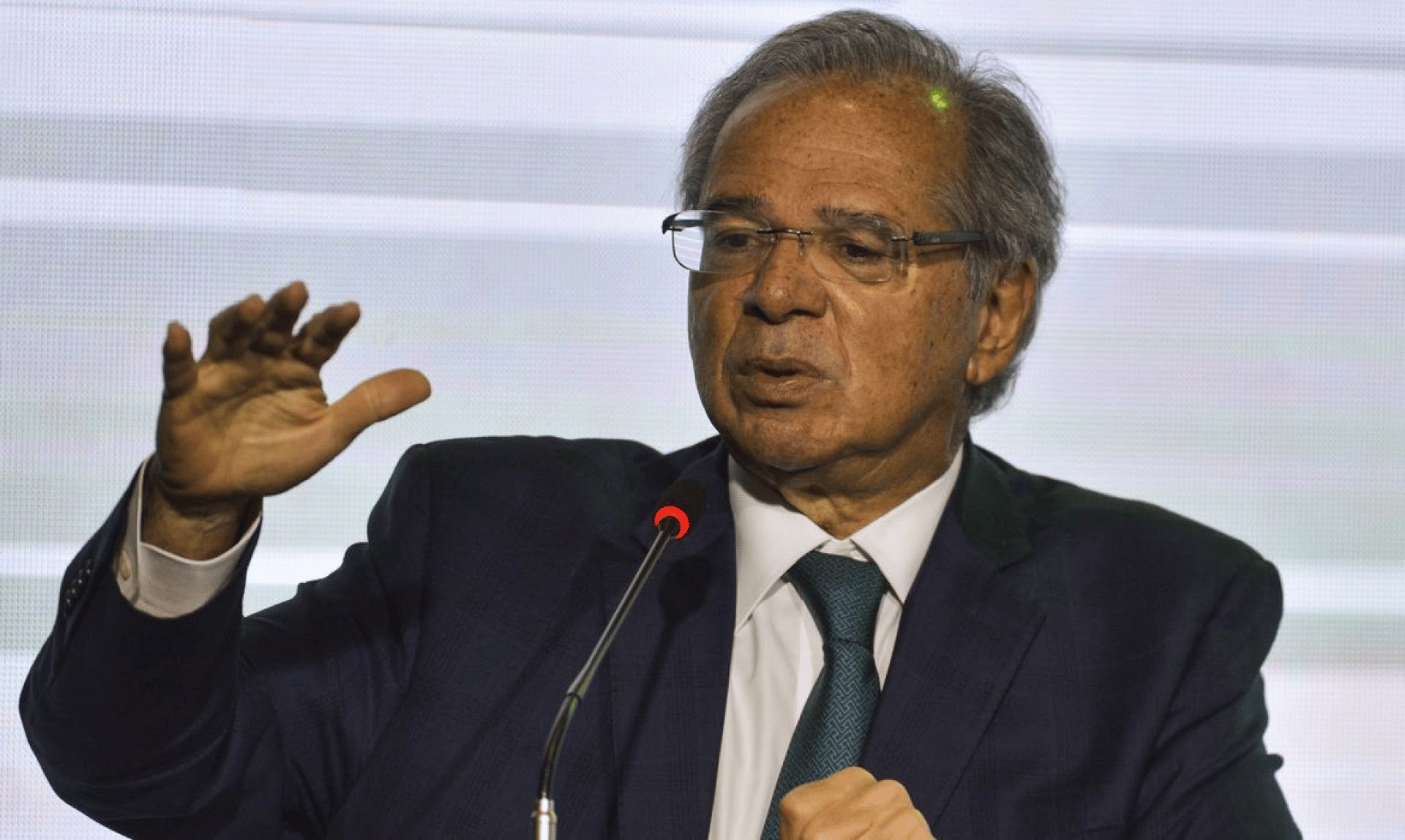 Guedes diz que dados sobre fome no Brasil são falsos