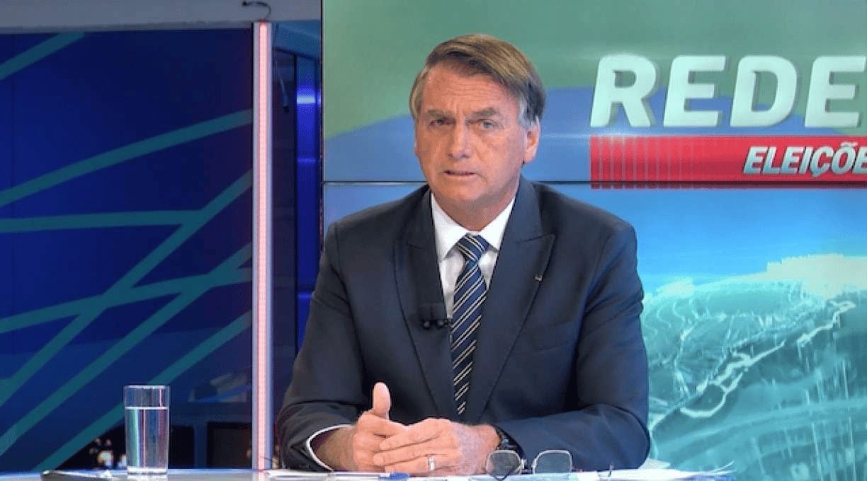 Bolsonaro causa polêmica em declaração sobre usuários do Auxílio