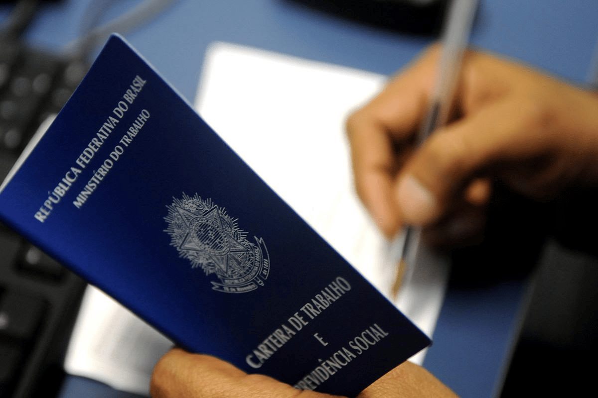 Qual o prazo para o pagamento dos direitos do trabalhador após demissão?