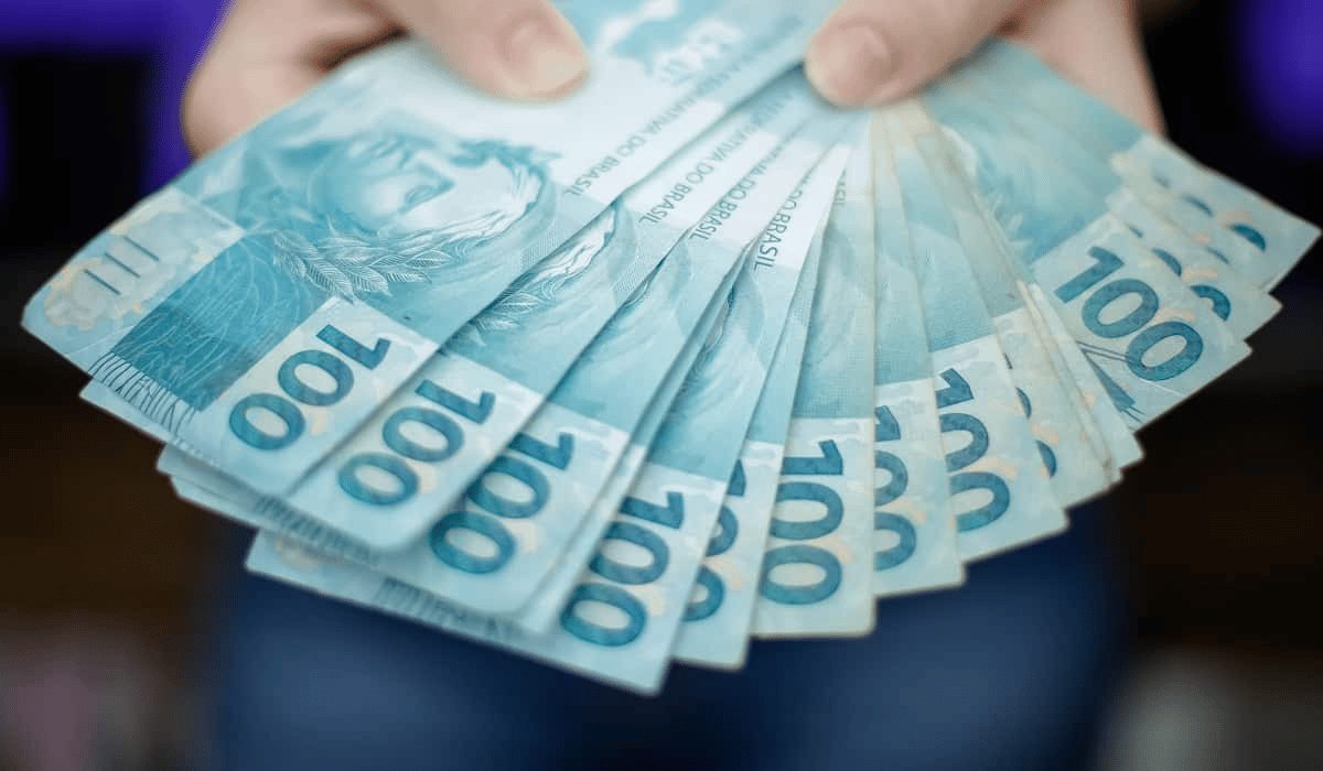 Saque do FGTS 2022 tem R$8 MILHÕES esquecidos
