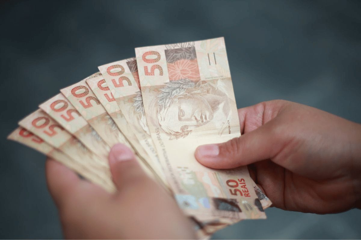 Saque FGTS 2022: R$ 6 mil já liberados