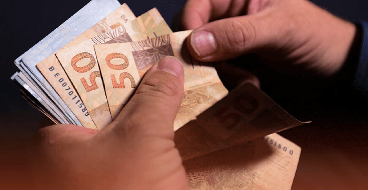 Auxílio Brasil: valor de setembro será pago antes do segundo turno