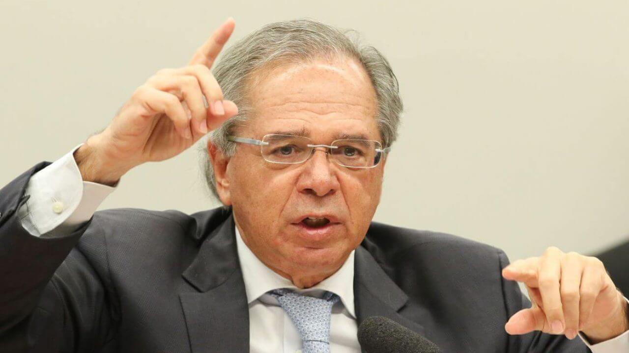 Guedes diz que Auxílio de R$ 600 é "prioridade absoluta" do governo