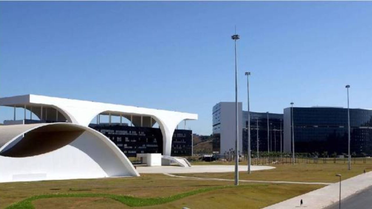 Revelada data de pagamento do 13º salário para Minas Gerais