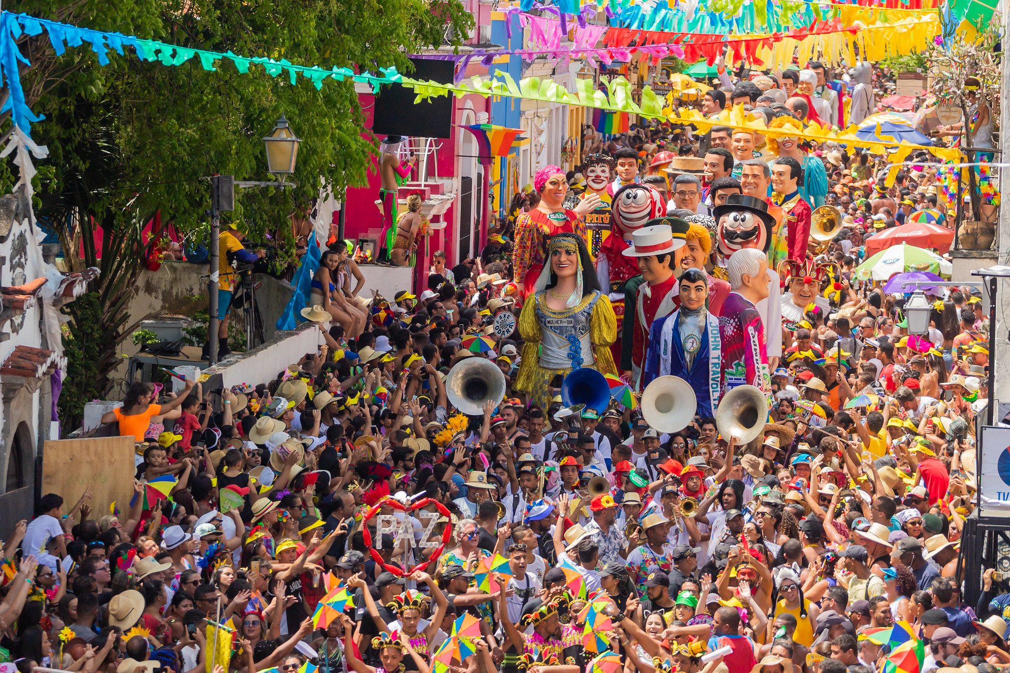 Carnaval: como fica o calendário do Bolsa Família, INSS e dos bancos