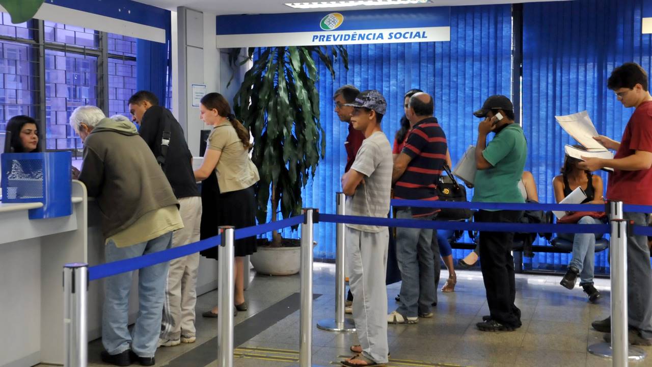 INSS: quase 1 milhão aguardam realização de perícia médica