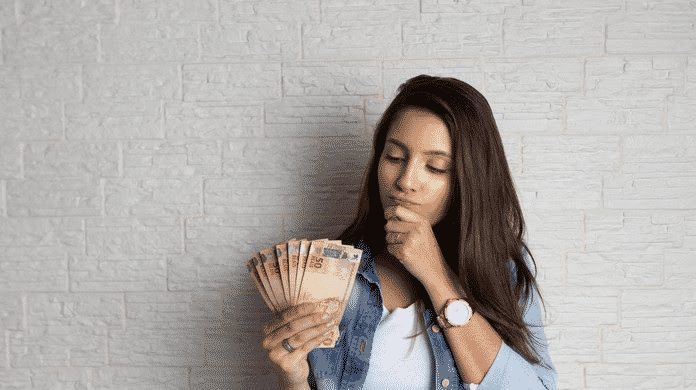 9 descontos que a lei permite tirar do salário