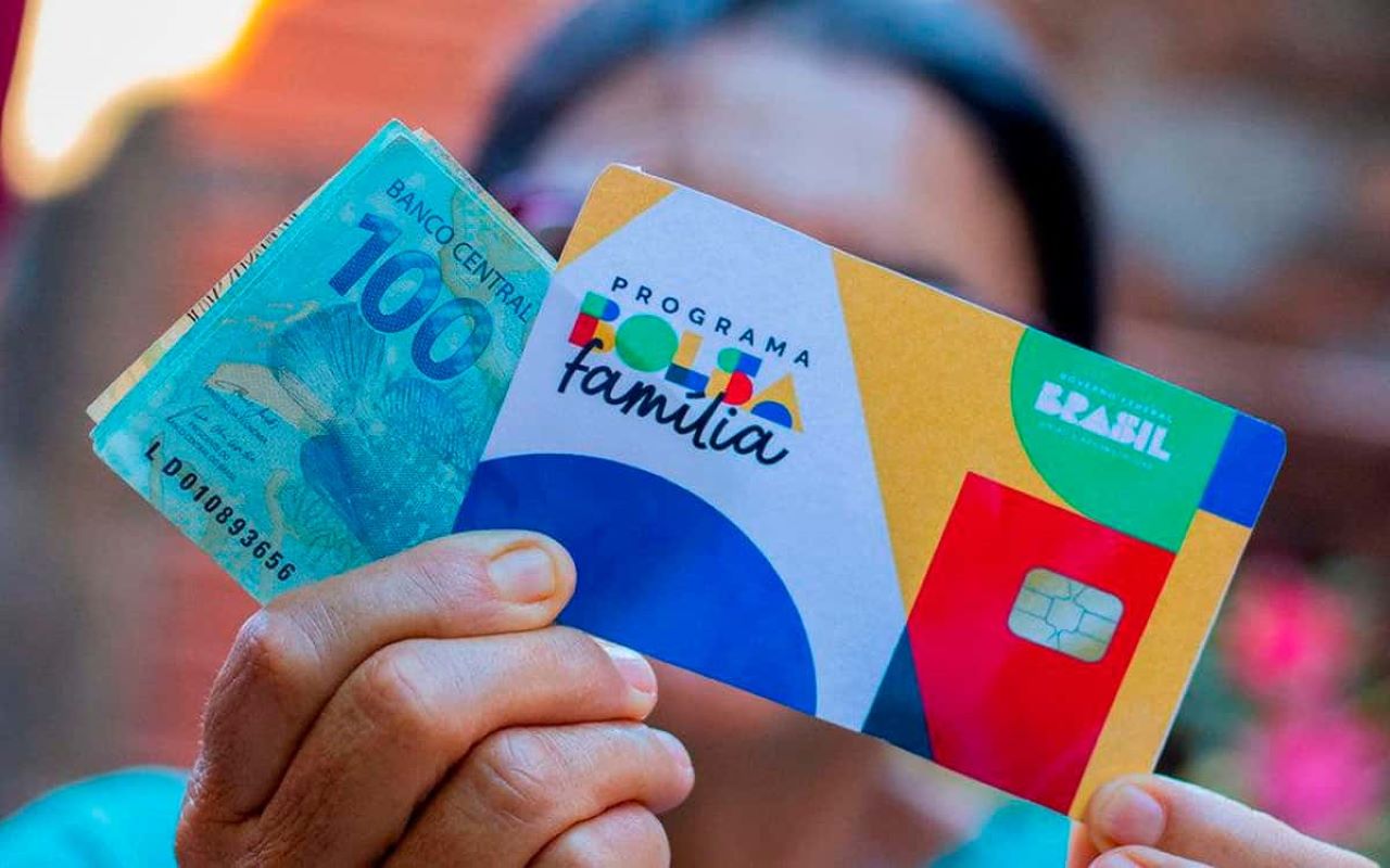 Bolsa Família retorna nesta segunda (25). Veja quem recebe!