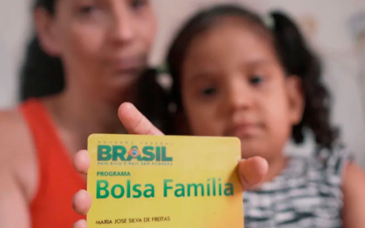 Milhões famílias podem sacar Bolsa Família e Vale Gás antecipadamente!