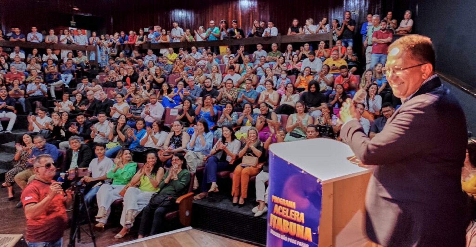 Concurso público: 138 servidores tomam posse em Itabuna